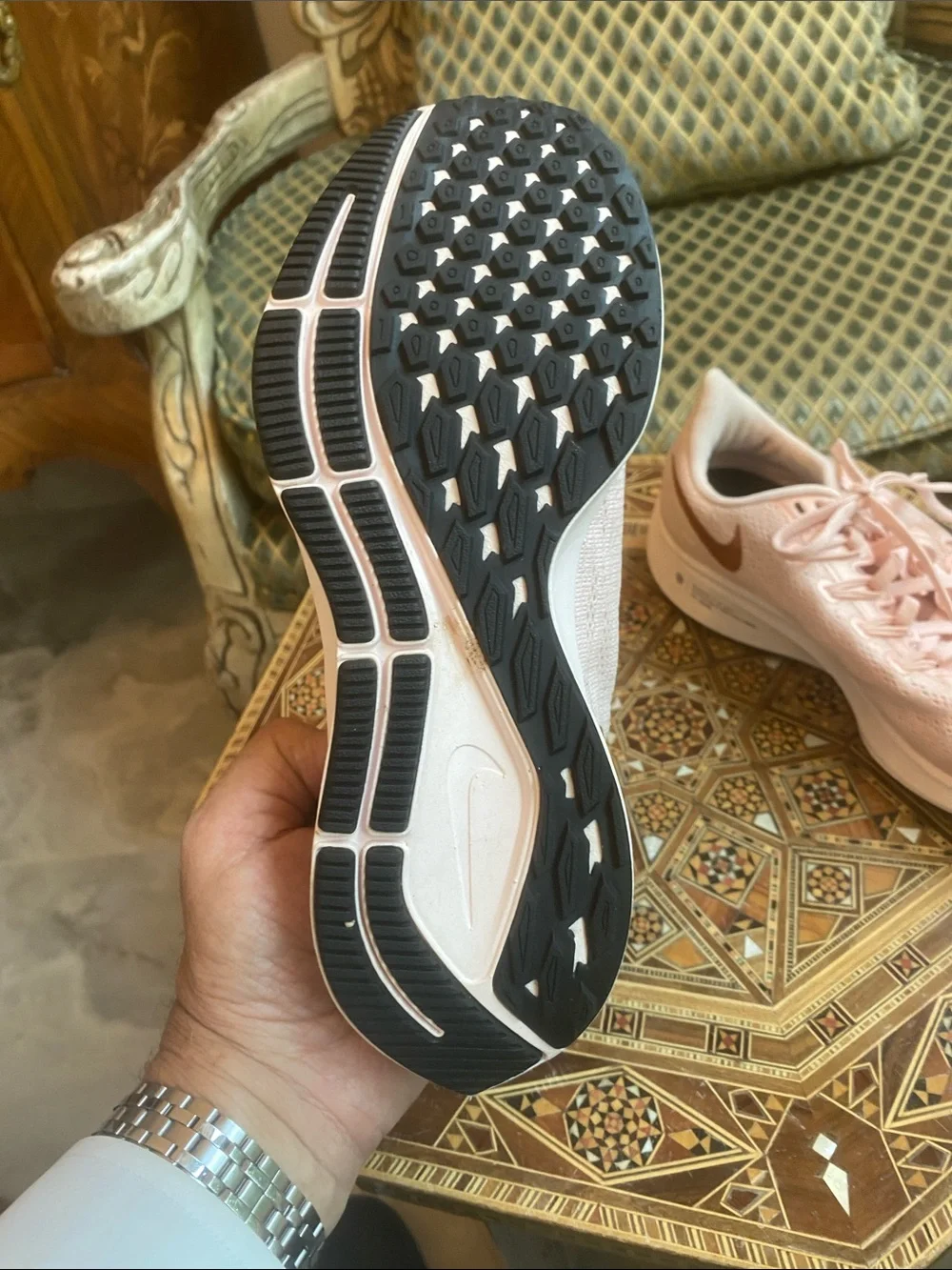 Nike women athletic